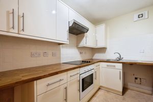 Kitchen- click for photo gallery